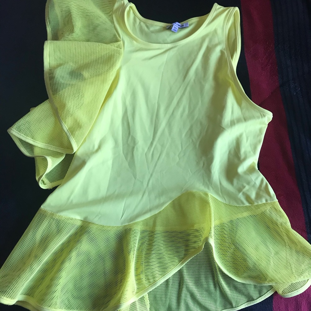 Afternoon Ruffle Top - Picture 4 of 6